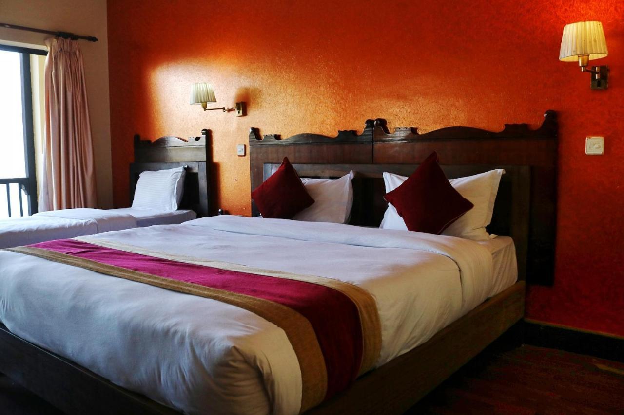 Hotel Chautari Pvt Ltd Нагаркот Екстер'єр фото