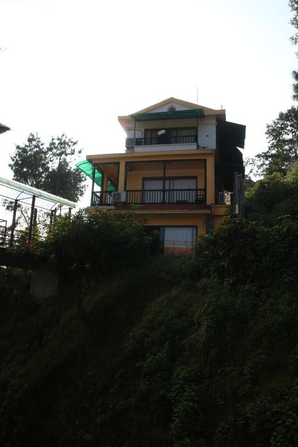 Hotel Chautari Pvt Ltd Нагаркот Екстер'єр фото