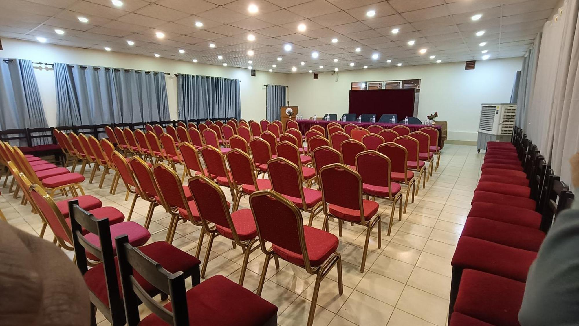 Hotel Chautari Pvt Ltd Нагаркот Екстер'єр фото